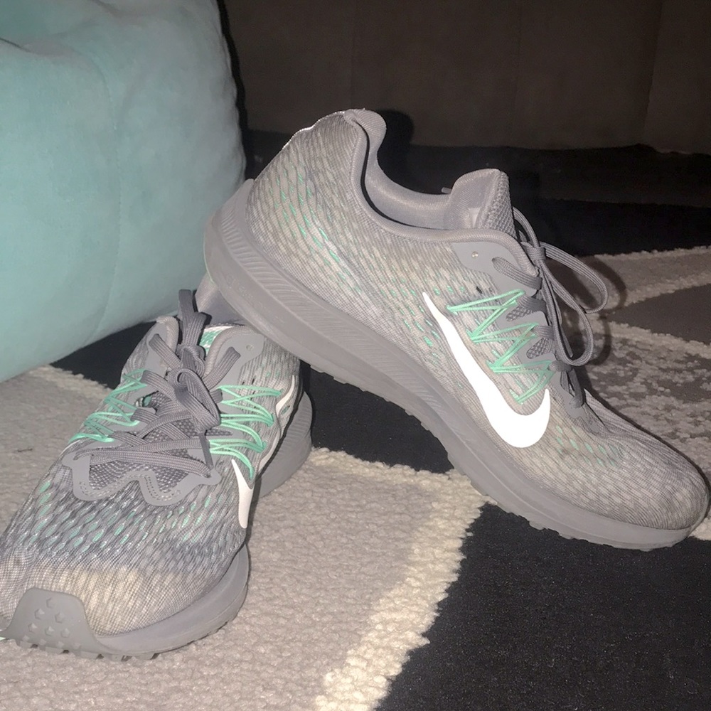 Nike Zoom WinFlo 5 shoes